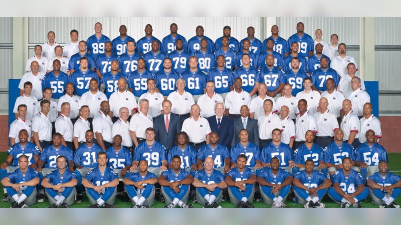 NY Giants Team Pic Kids Xmas 2023 pic